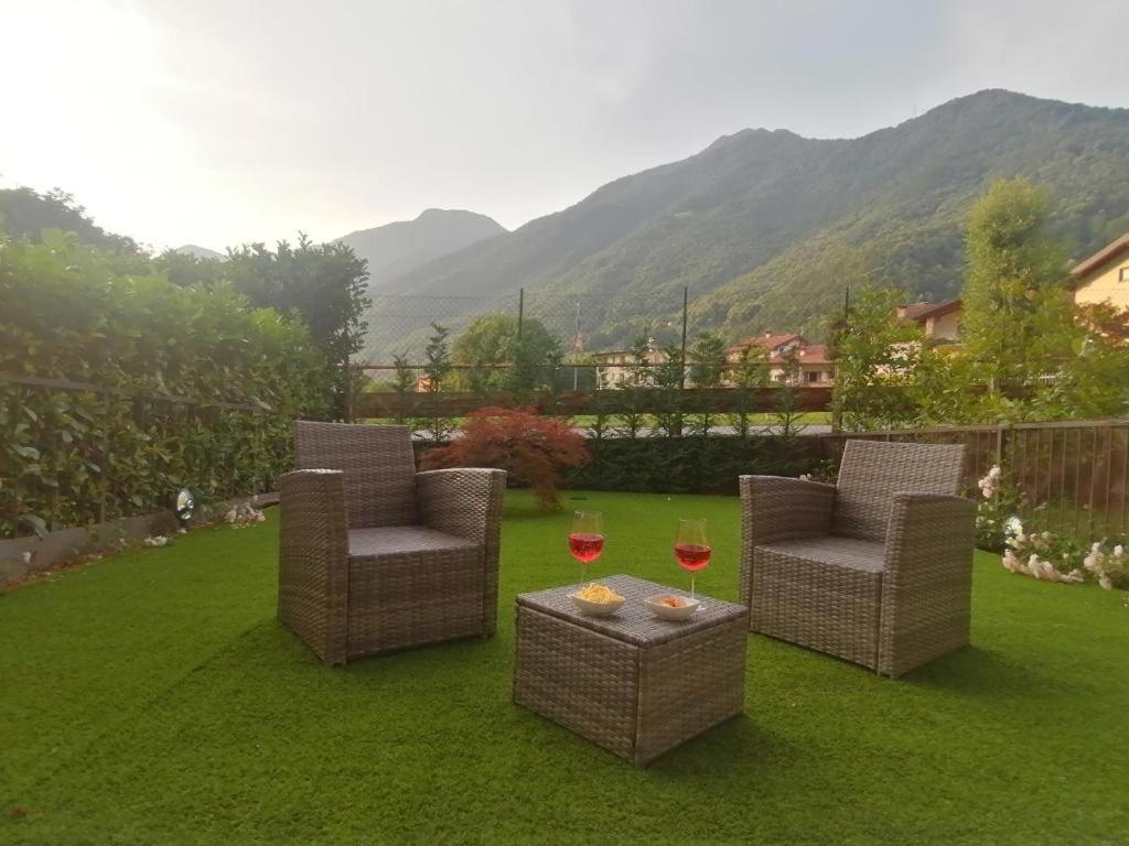 La Casa Di Sara In Valsassina Apartamento Introbio Exterior foto